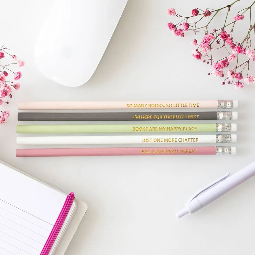 Book Lover Quote Pencil Set