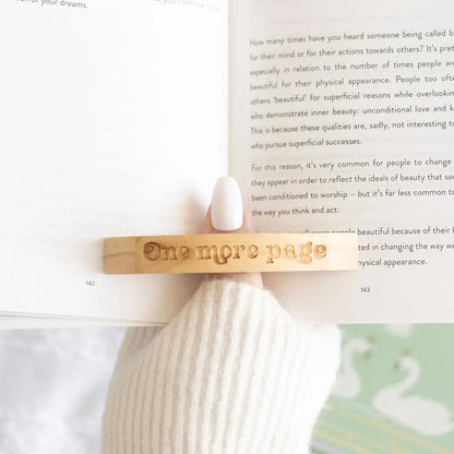 Book Worm Wooden Thumb Page Holder